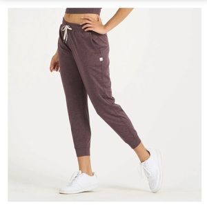 Vuori Performance Jogger Smoked Plum Heather SMALL